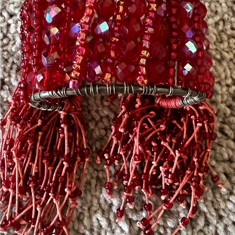 Elegant Red Beaded Women's Bracelet